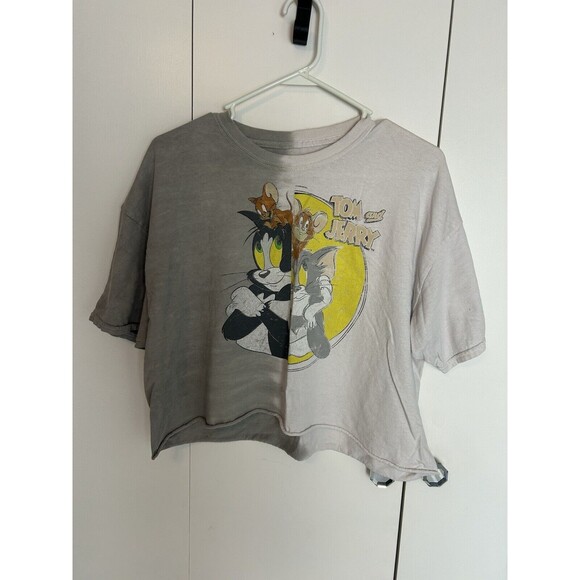 Tom and Jerry Graphic Cropped T-Shirt Women’s Size XL Gray Light Pink Raw Hem - Picture 1 of 6